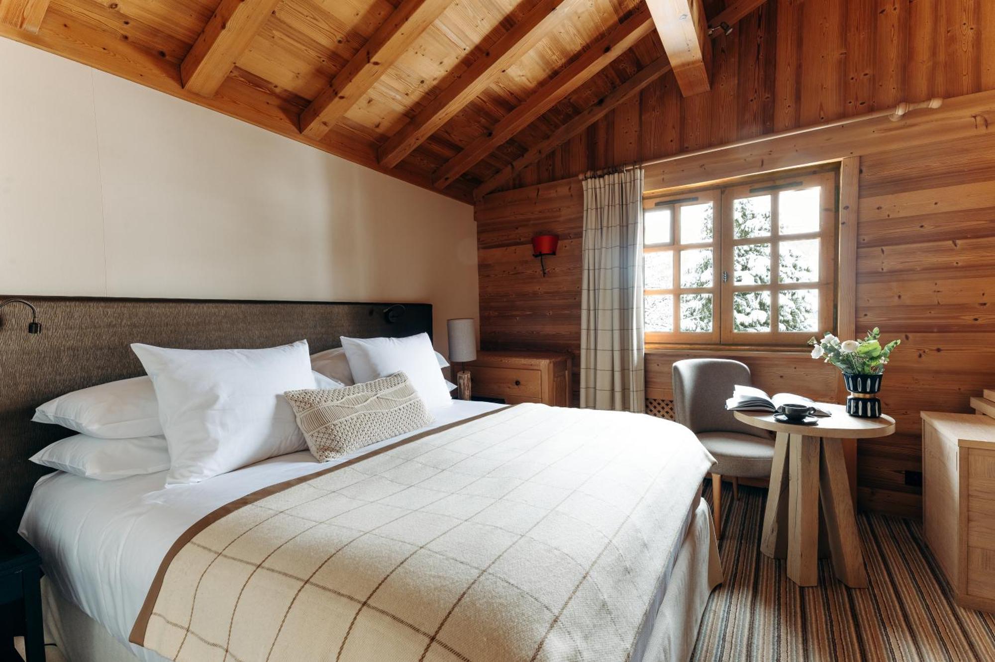 Alpine Room spa access